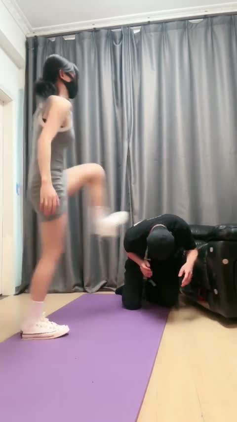 暴主 被调教的遍体鳞伤-女神之家
