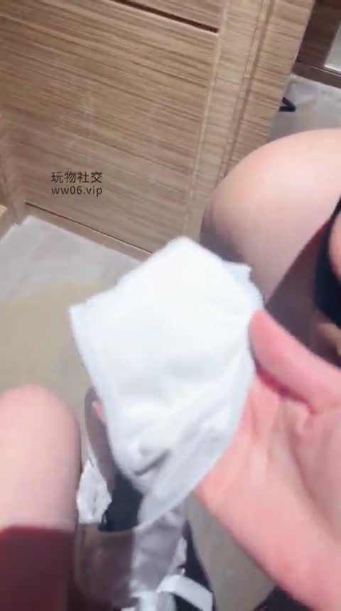 小妮 在京玩狗-女神之家